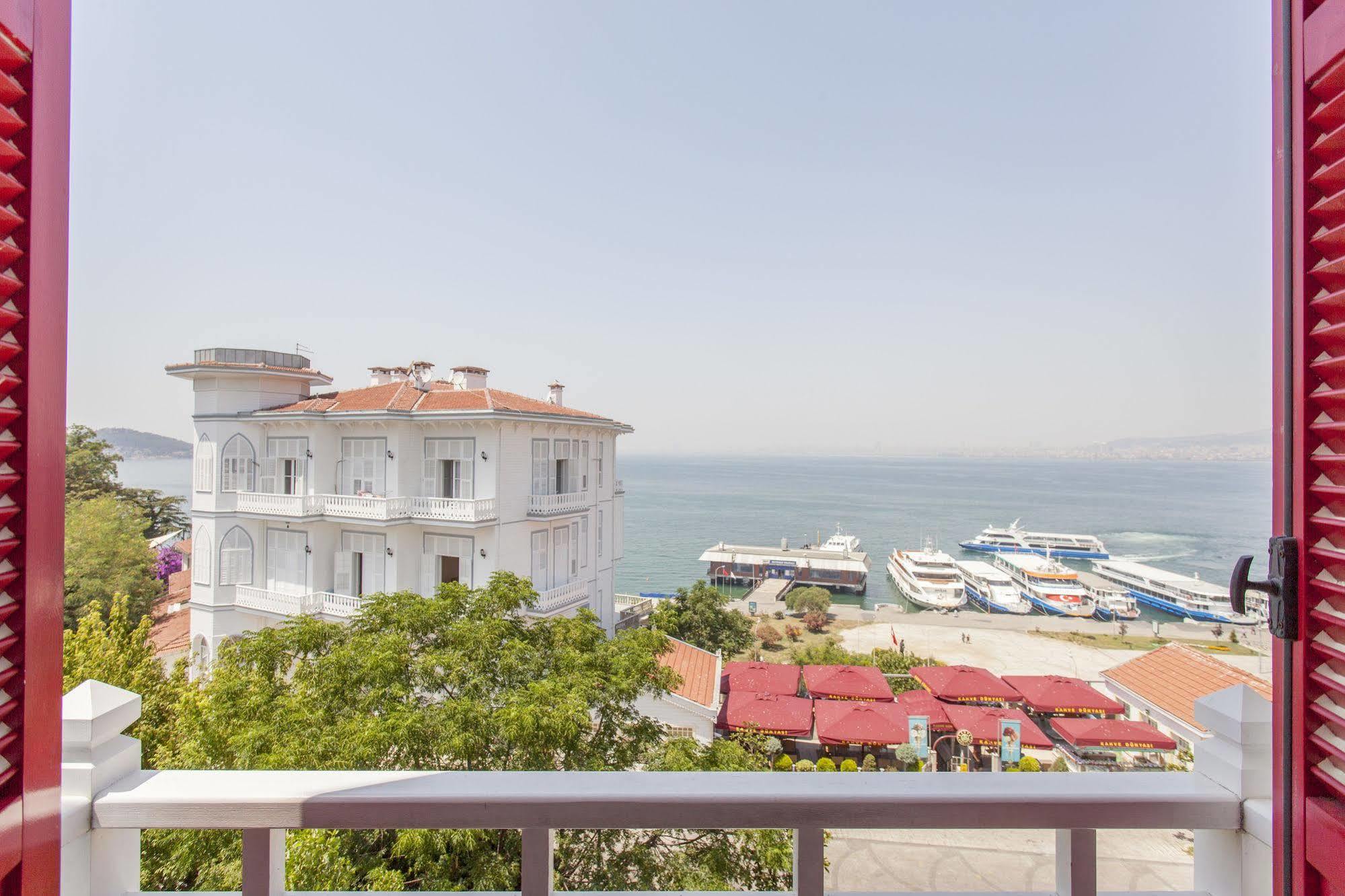 Splendid Palace Adalar Exterior photo